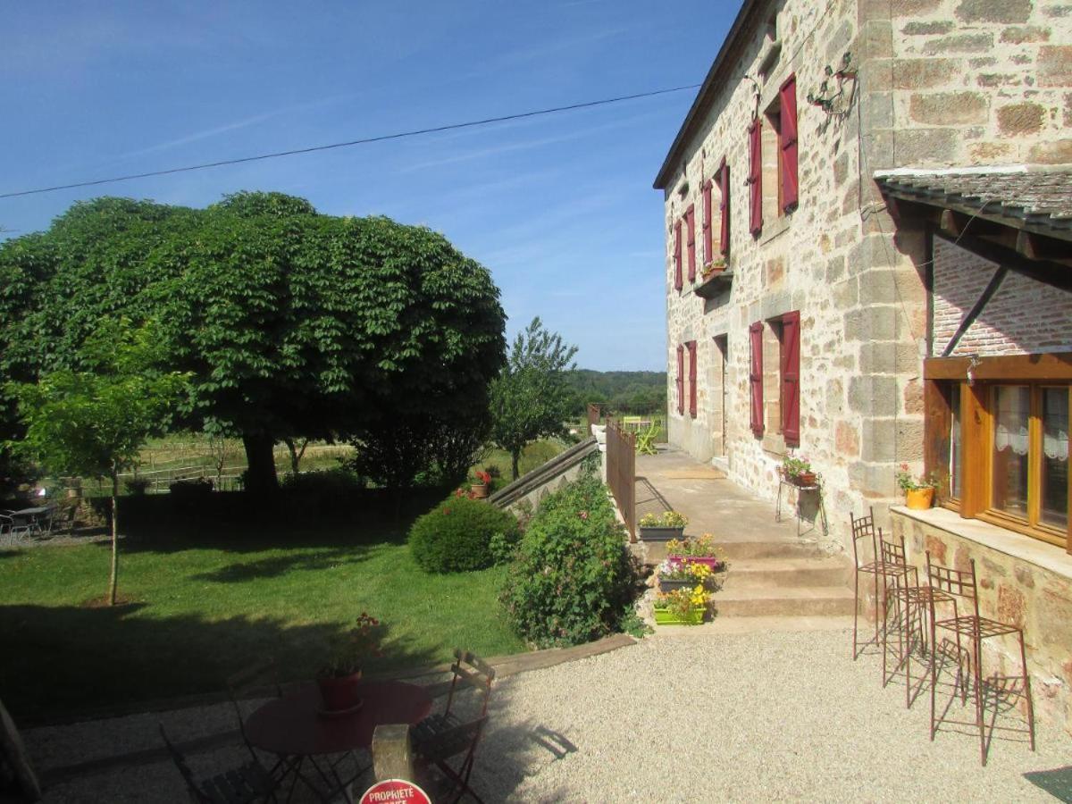 Gites Des Ecuries De Saint Maurice Lacapelle-Marival Экстерьер фото